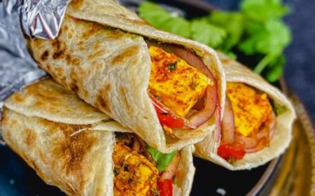 Savor the Flavors of Kolkata: Exploring the Irresistible Kolkata Kathi Rolls
