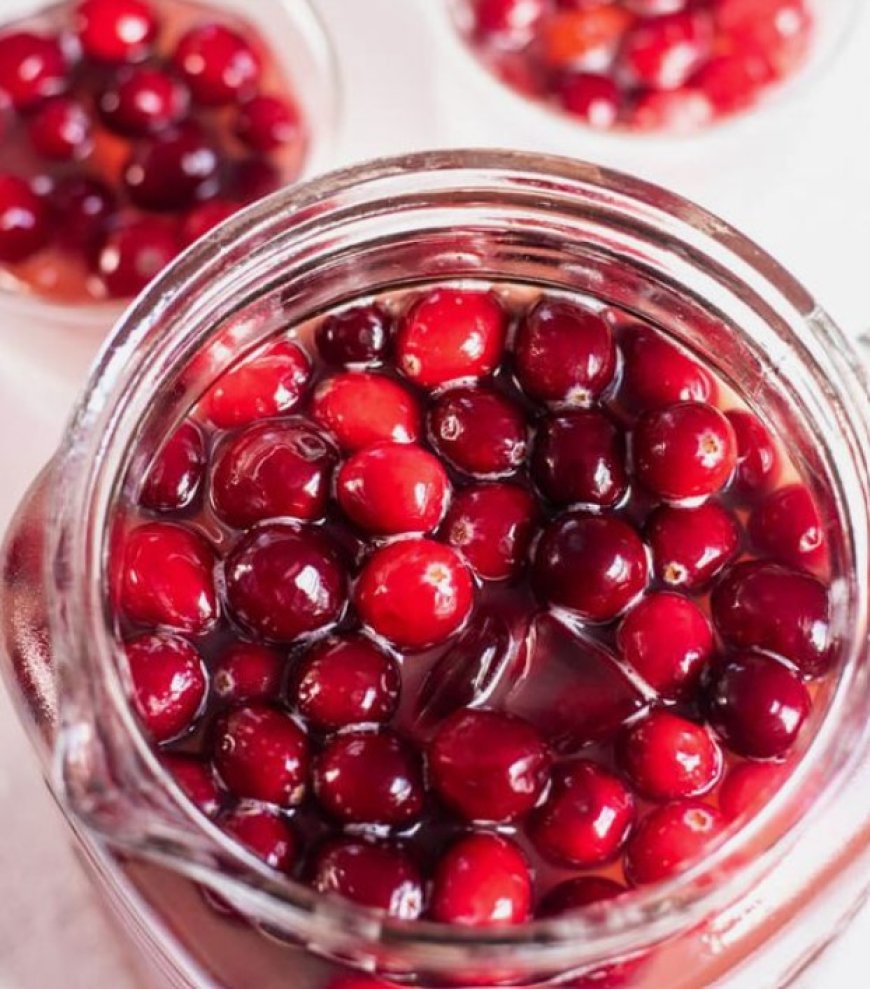 Cranberry Juice: A Potent Elixir for Health and Wellness