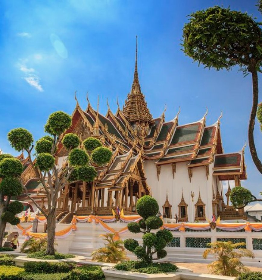 Top 5 Must-Visit Places in Bangkok: A Cultural Journey Through Thailand's Captivating Capital