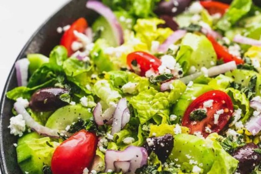 Top 10 Nutritional Benefits Of Vibrant Green Salads For Your Well Being   Image 870x580 64e1f99a63824 