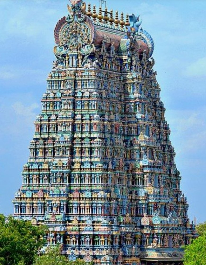 Meenakshi Temple: A Revered Marvel of South Indian Architecture and Devotion