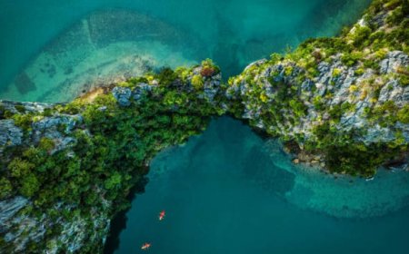 Halong Bay: Vietnam's Natural Marvel