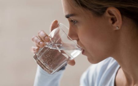 Top 10 benefits of drinking warm water