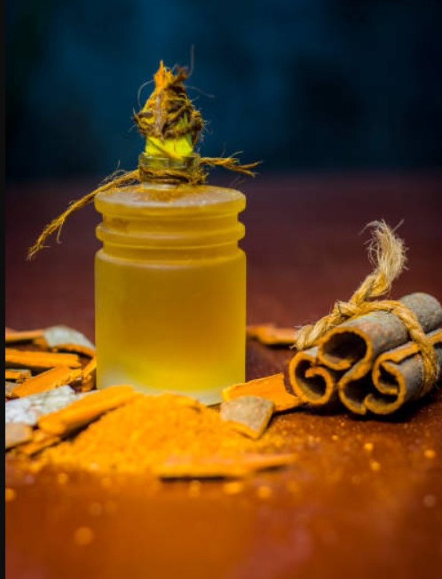 The Sweet Elixir: Exploring the Top 10 Benefits of Honey