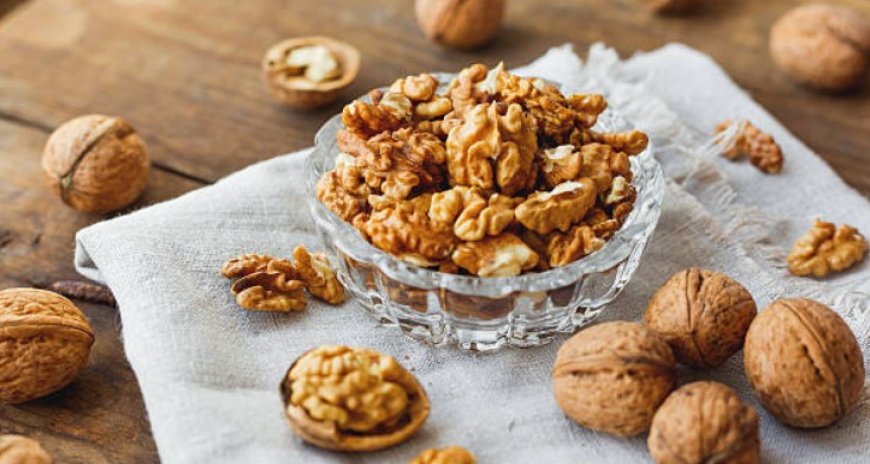 Unlocking the Nutritional Power of Walnuts: 10 Health Benefits You Should Know