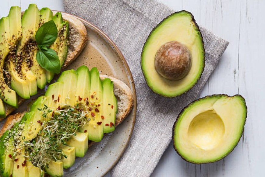 Avocados: A Nutritious Fruit with Many Health Benefits