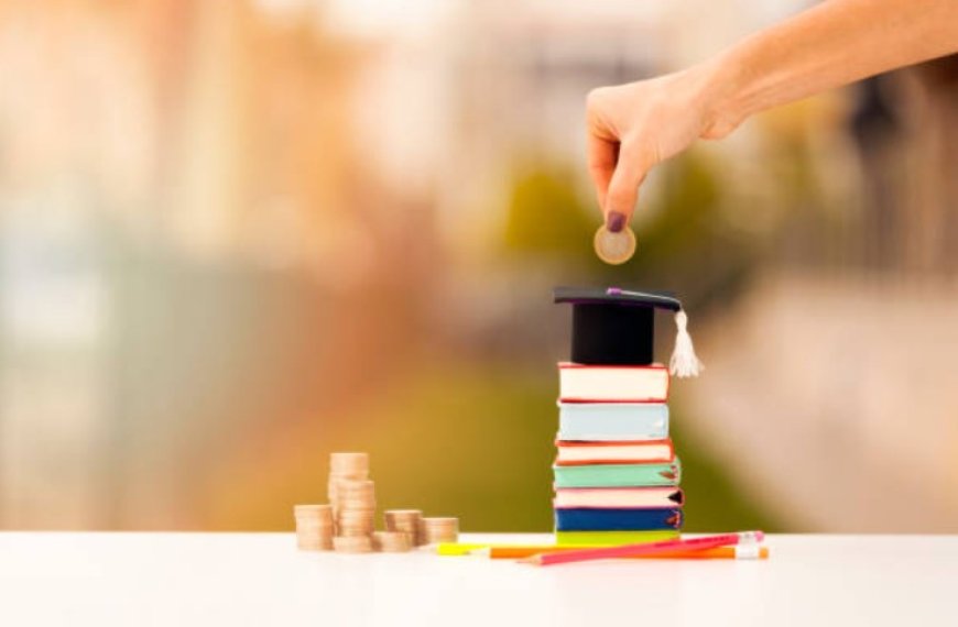 HDFC Educational Crisis Scholarship Scheme: Top 5 benefits for students